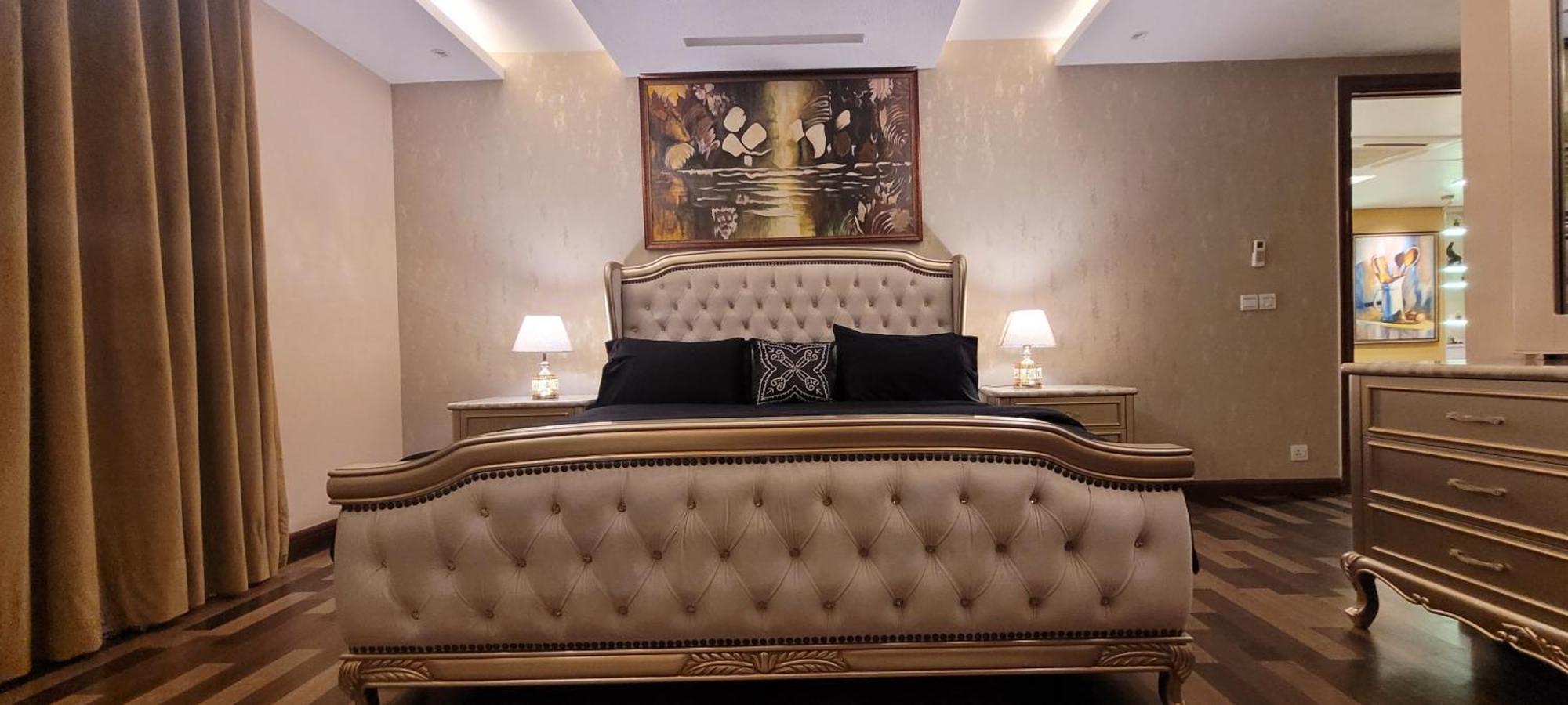 Goldcrest Luxury Apartments Лахор Екстериор снимка