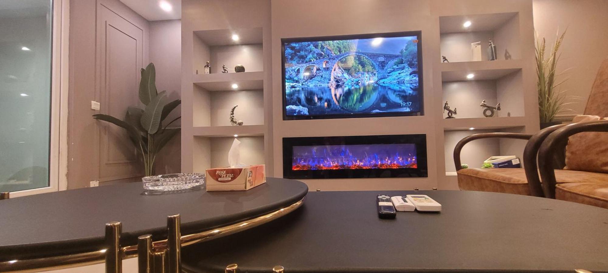 Goldcrest Luxury Apartments Лахор Екстериор снимка