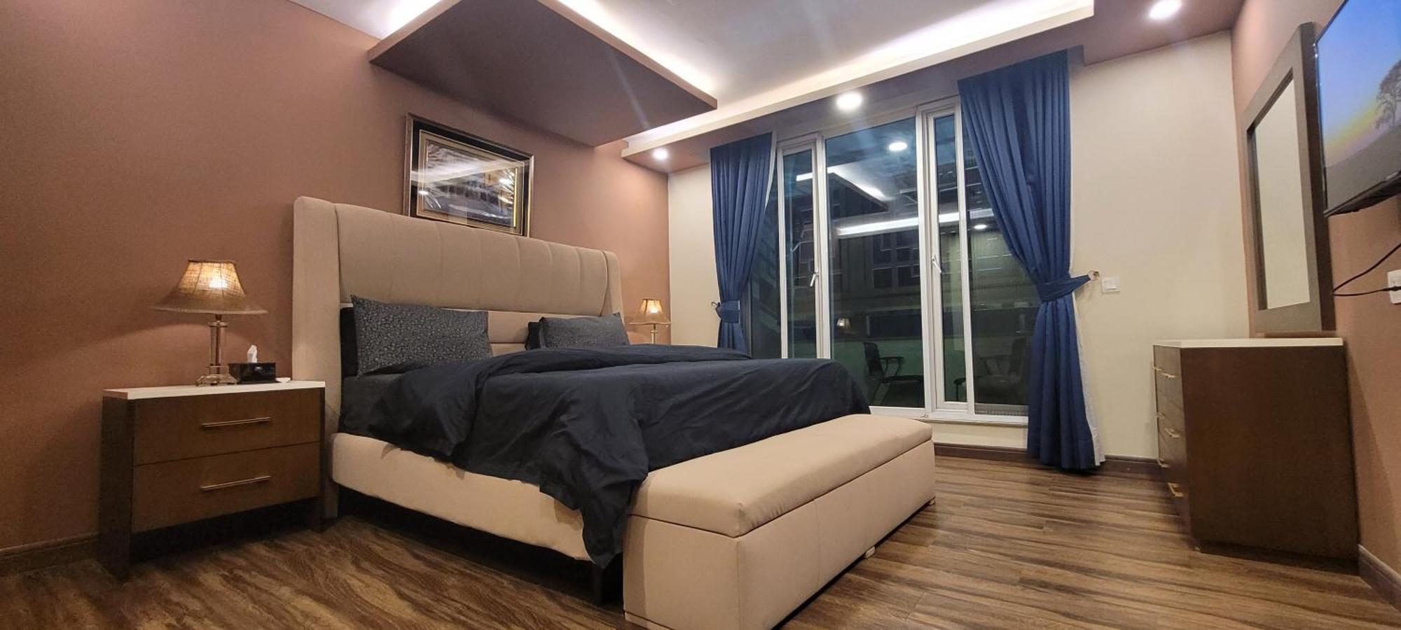 Goldcrest Luxury Apartments Лахор Екстериор снимка